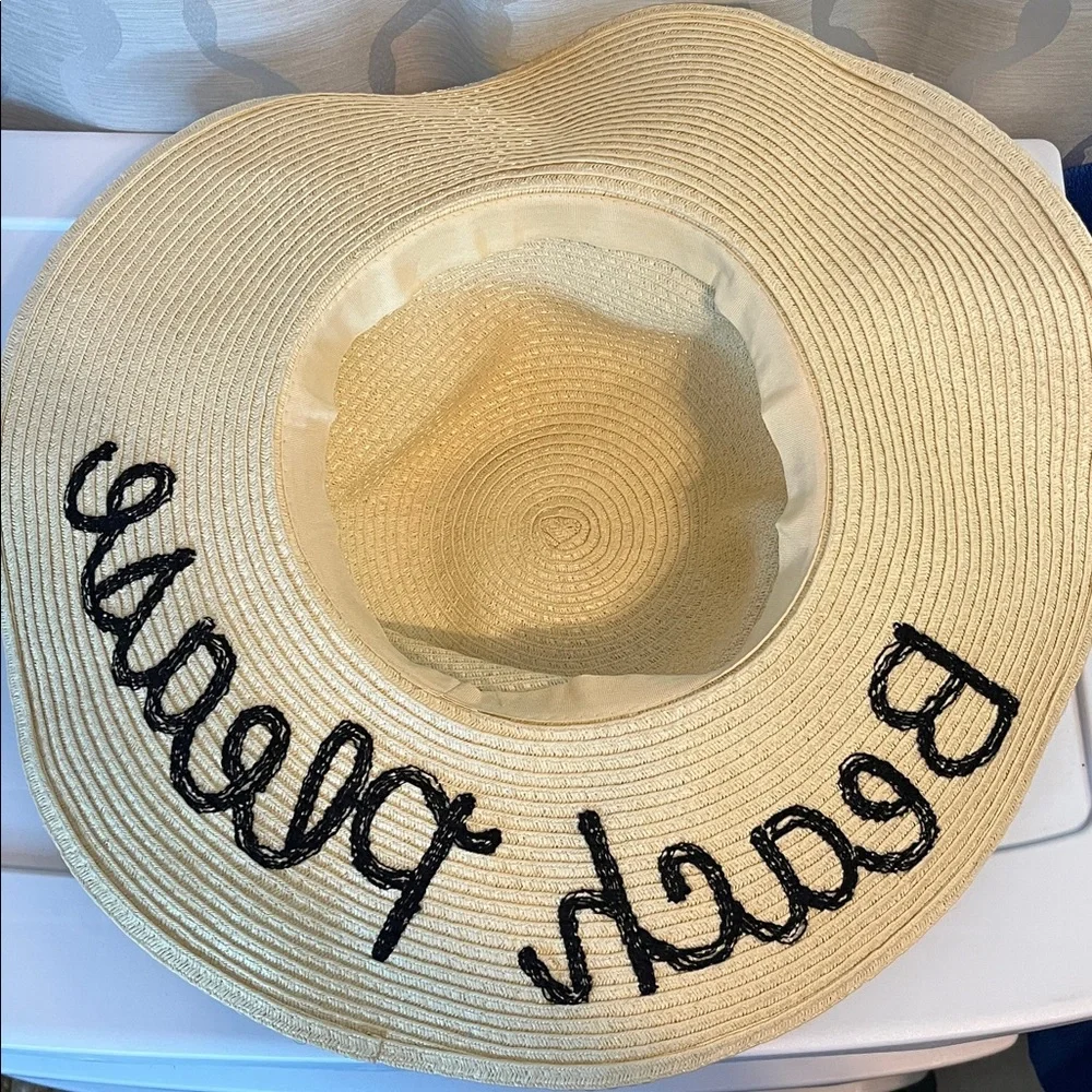 NWOT Sun Beach Hat Floppy Wide Brim Woven Embroidered Beach Please‎ - Picture 4 of 6